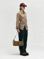 MARGESHERWOOD Outpocket Hobo Shoulder Bag Vintage Camel Washed Nappa detail