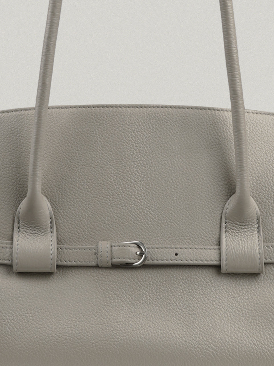 FOLNUA Havi Bag Beige styled view