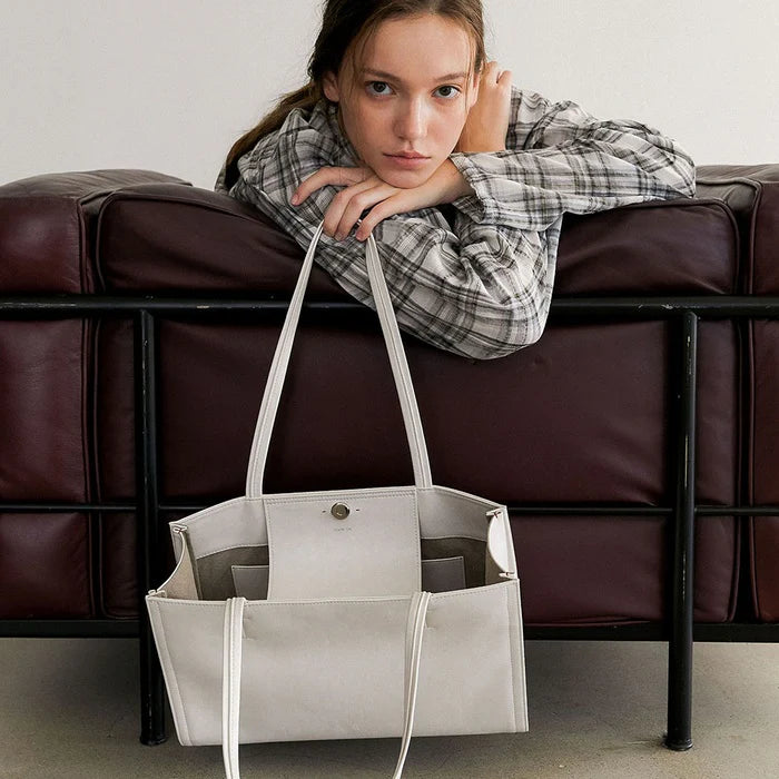 STAND OIL Oblong Bag - Cream