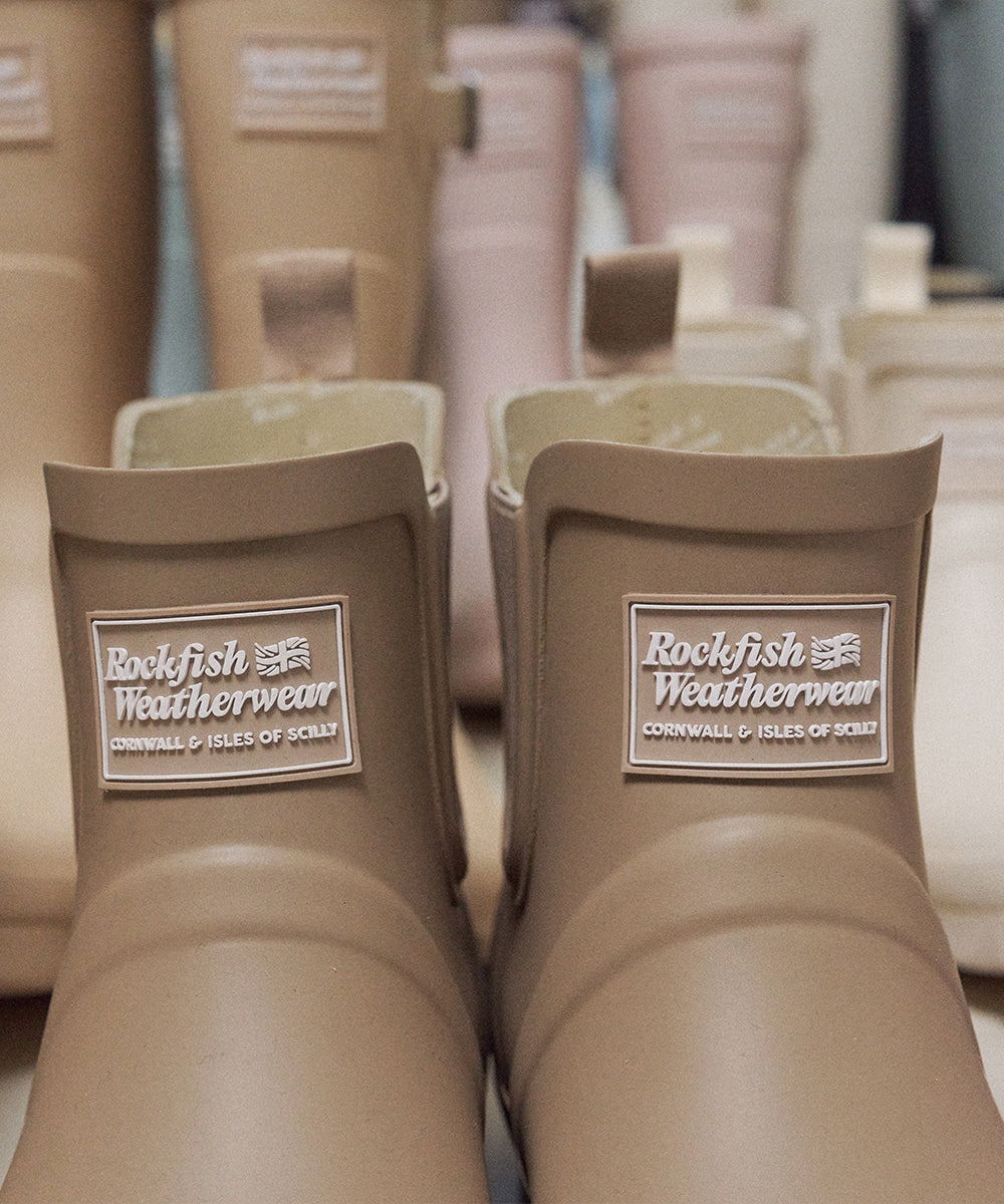 Rockfish Weatherwear Original Chelsea Rain Boots Cocoa view 3