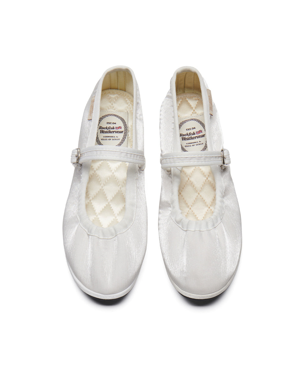 Rockfish Weatherwear Wisley Scrunch Maryjanes White top view