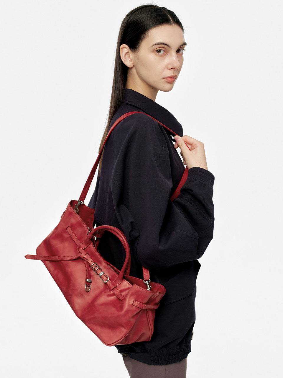 MARGESHERWOOD Grandma Used Bag - Apple Red Pull-up Leather