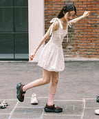 Rockfish Weatherwear BRYN VELCRO SNEAKERS V2 styled with a white dress
