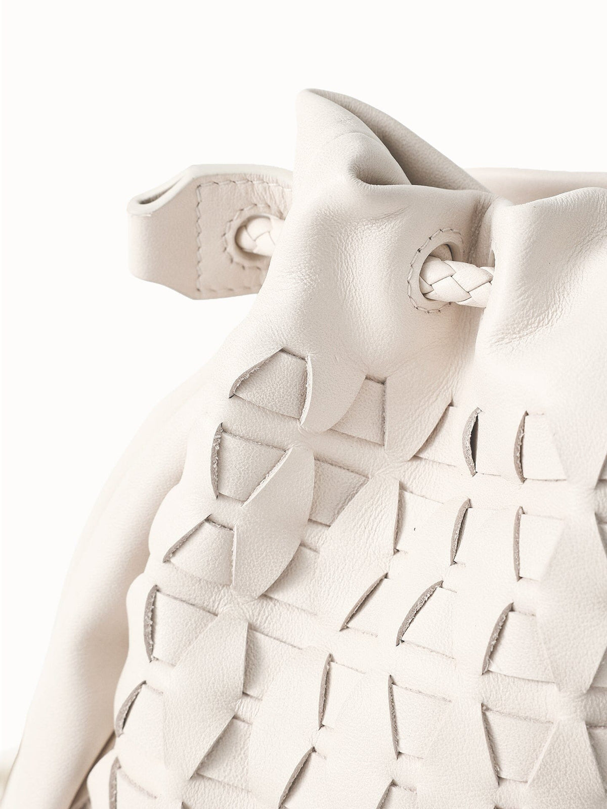 Songmont Small Gather Lattice Bag Cloud side profile