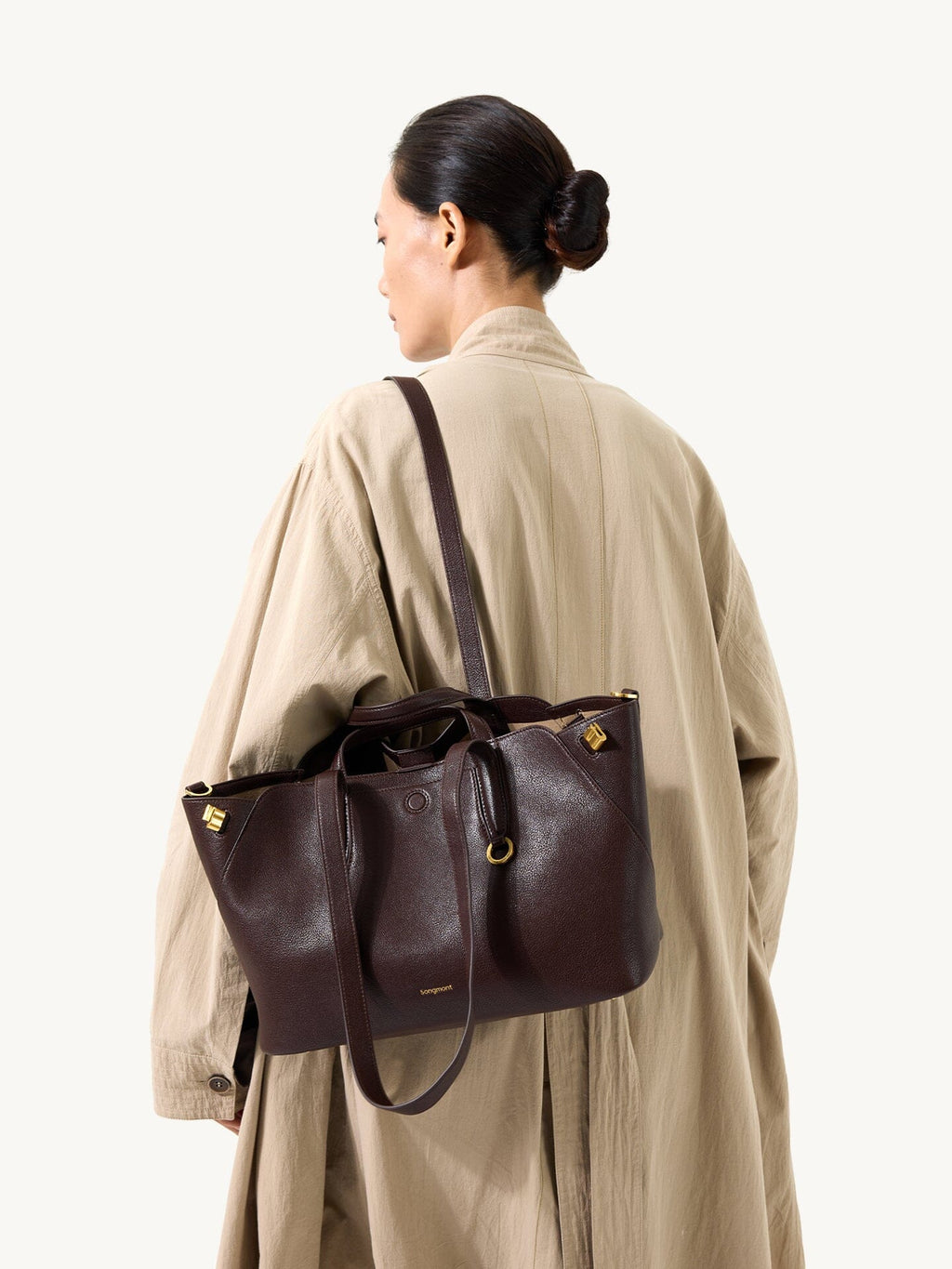 Songmont Small Yore Tote Bag Raisin - worn on the shoulder, back view