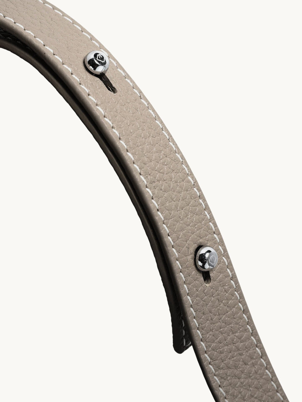 Songmont Song Bucket Bag Cobble - strap detail