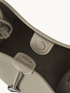 Songmont Song Bucket Bag Cobble - suede interior detail
