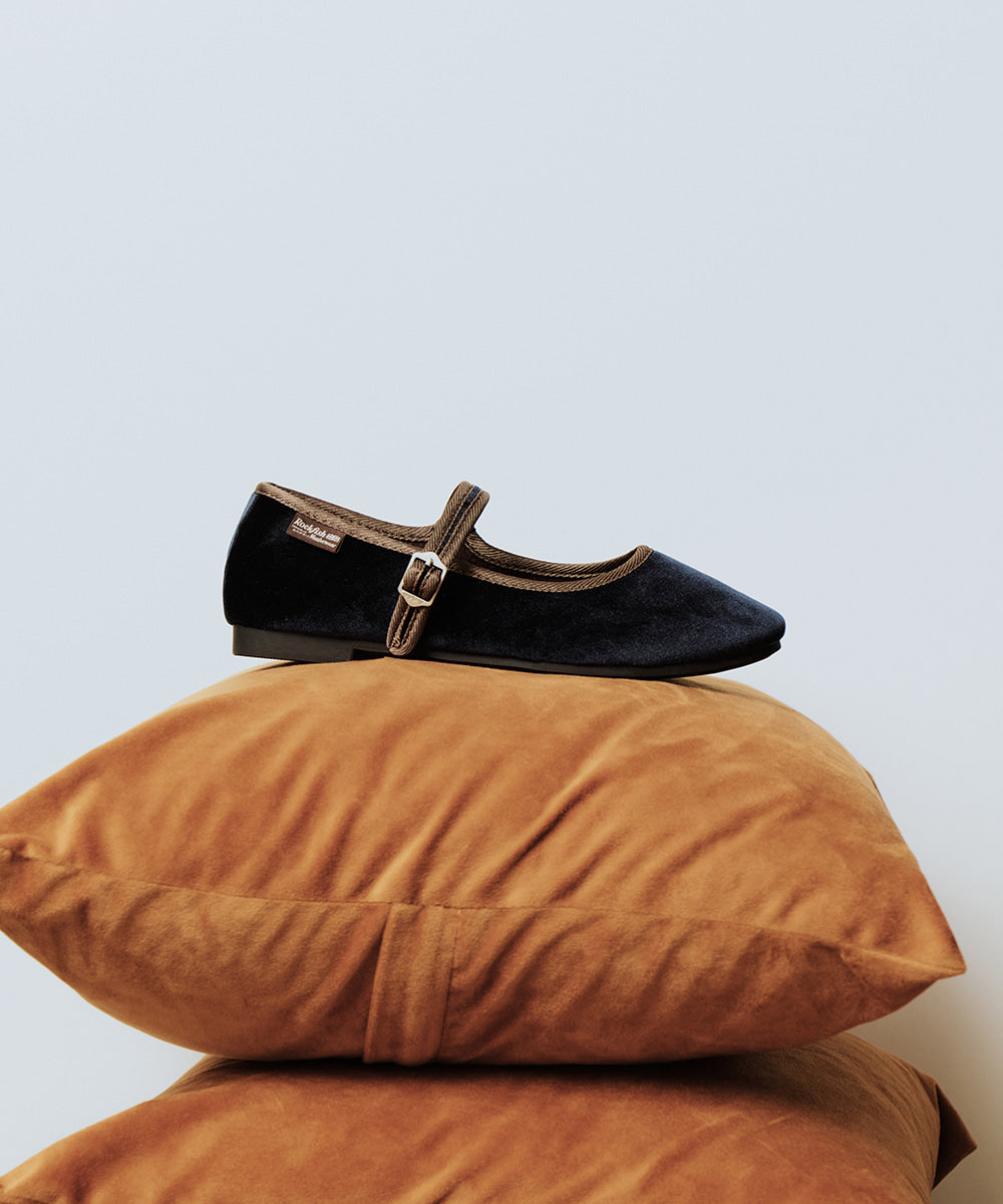 Rockfish Weatherwear Bella Quilted Maryjanes Navy view 4