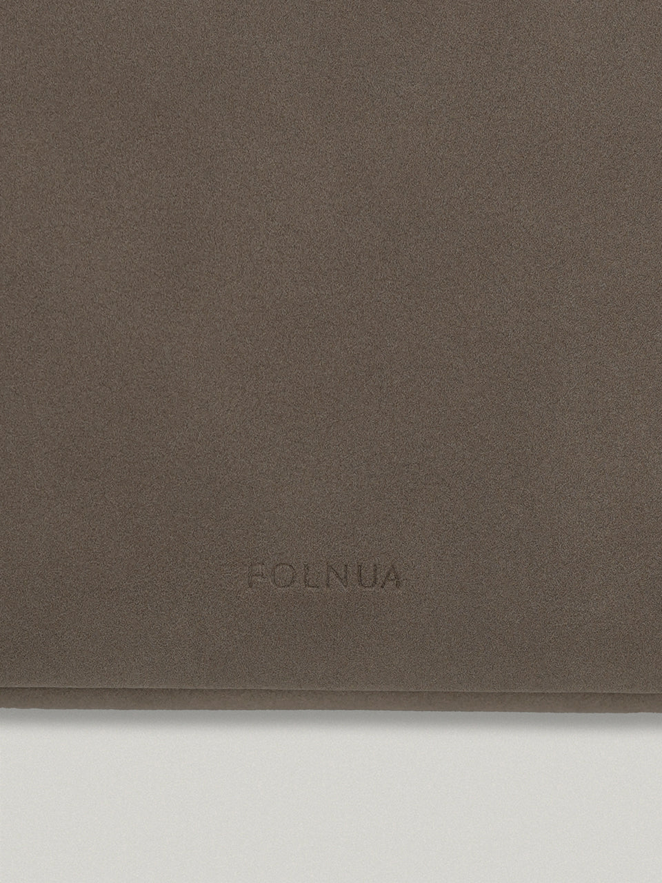 FOLNUA Mini Anthos Bag Taupe - Nubuck - strap detail