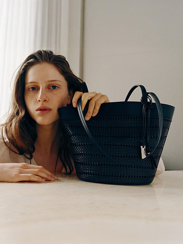 JOY GRYSON Lea Shoulder Bag