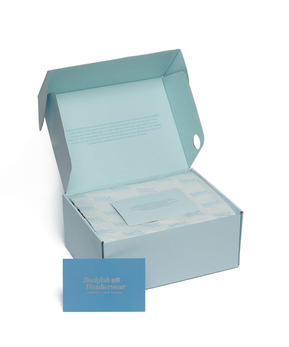 Rockfish Weatherwear GLAIR Strappy Sandals (Clear) Rockfish Weatherwear packaging box open