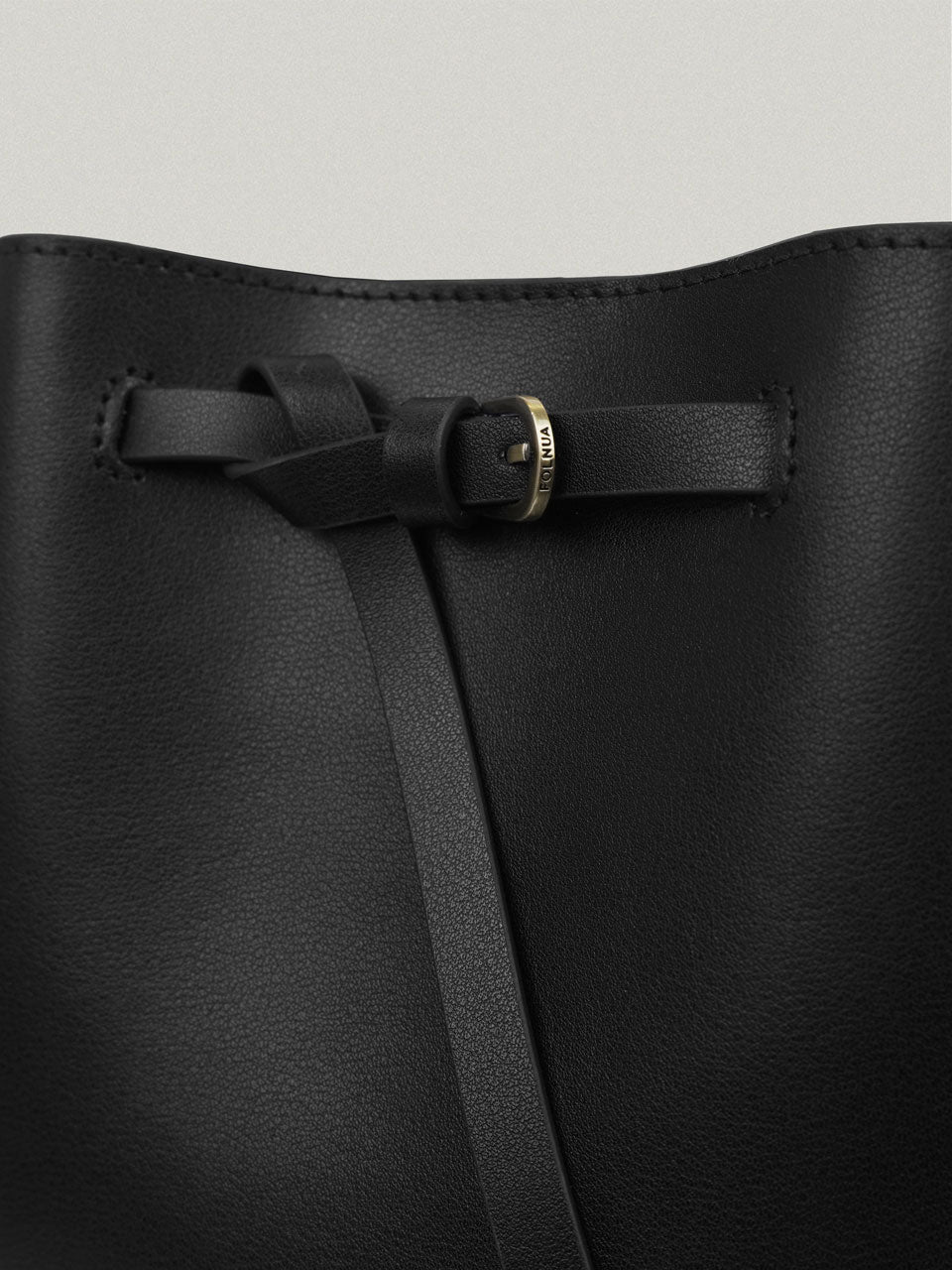 FOLNUA Mini Anthos Bag Black - strap detail