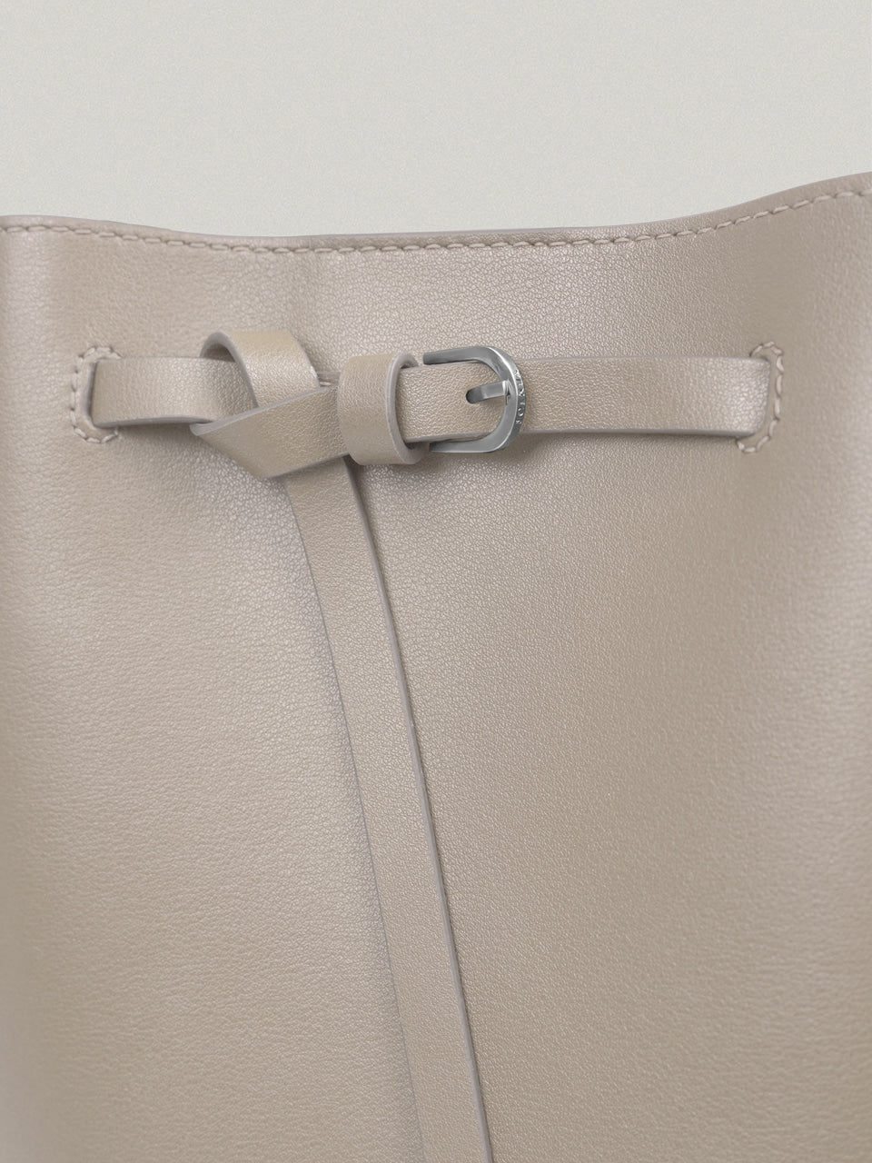 FOLNUA Mini Anthos Bag Linen - colour detail