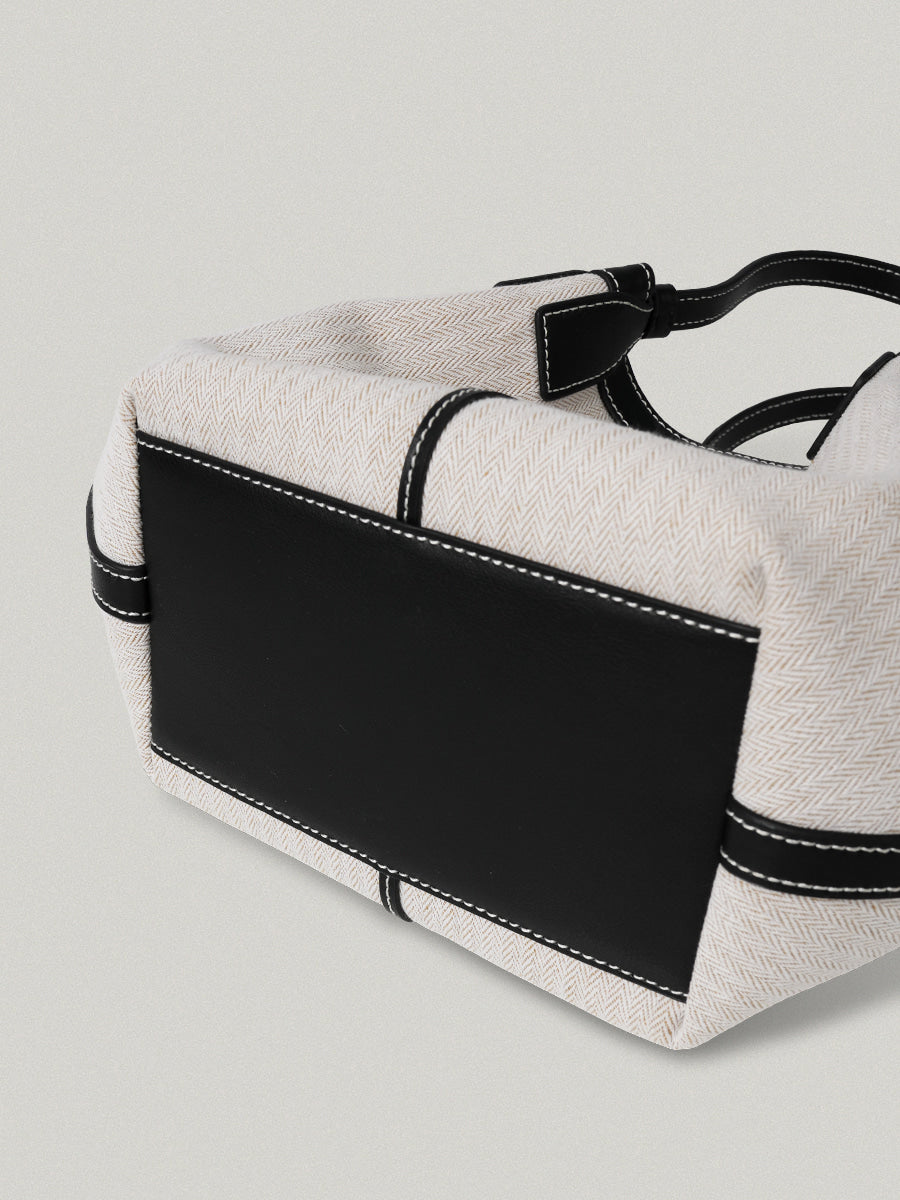 FOLNUA Mini Shell Bag - Black, Canvas