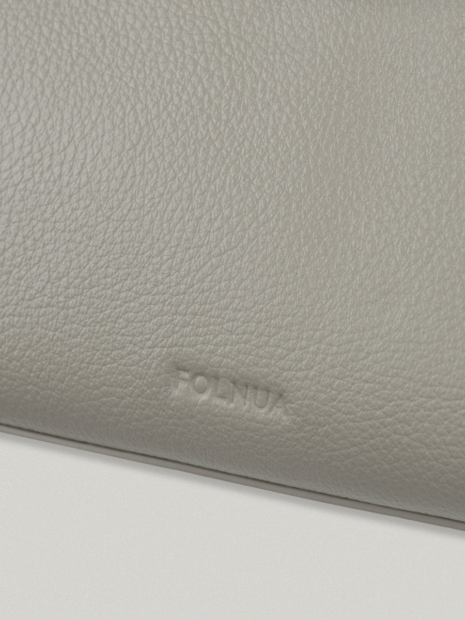FOLNUA Havi Bag Beige back view