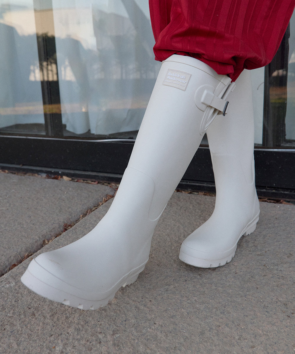 Rockfish Weatherwear ORIGINAL RAIN BOOTS LONG Ivory on model
