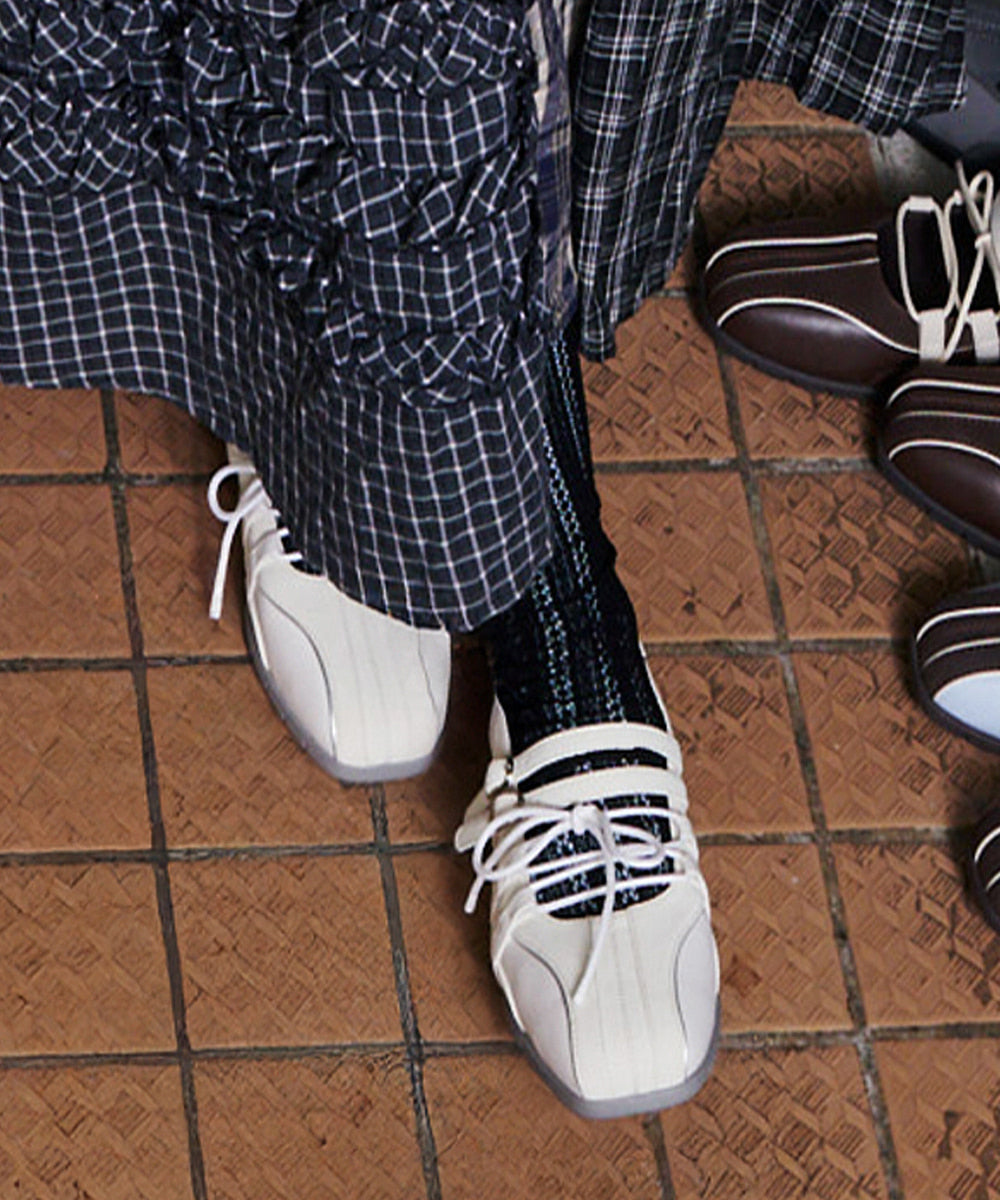 Rockfish Weatherwear Aster Laceup Sneakers Cream White styled