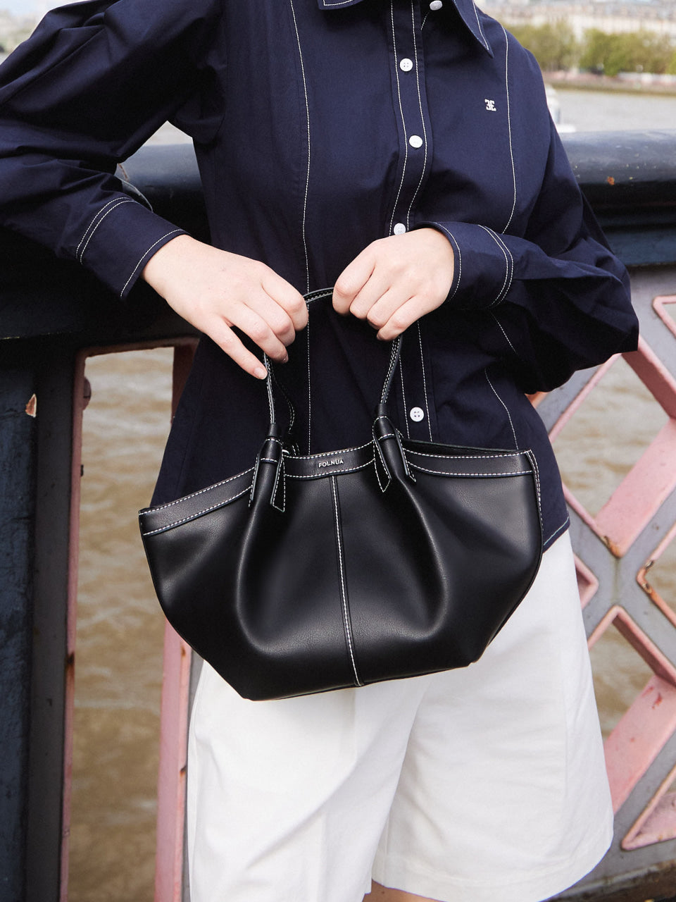 FOLNUA Mini Shell Bag - Black Stitch