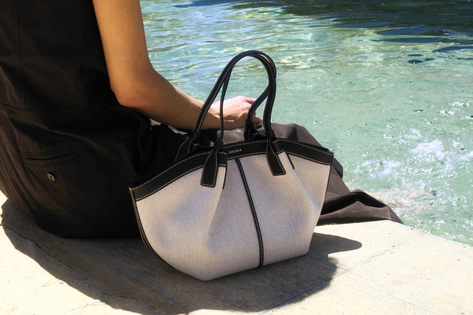 FOLNUA Mini Shell Bag - Black, Canvas