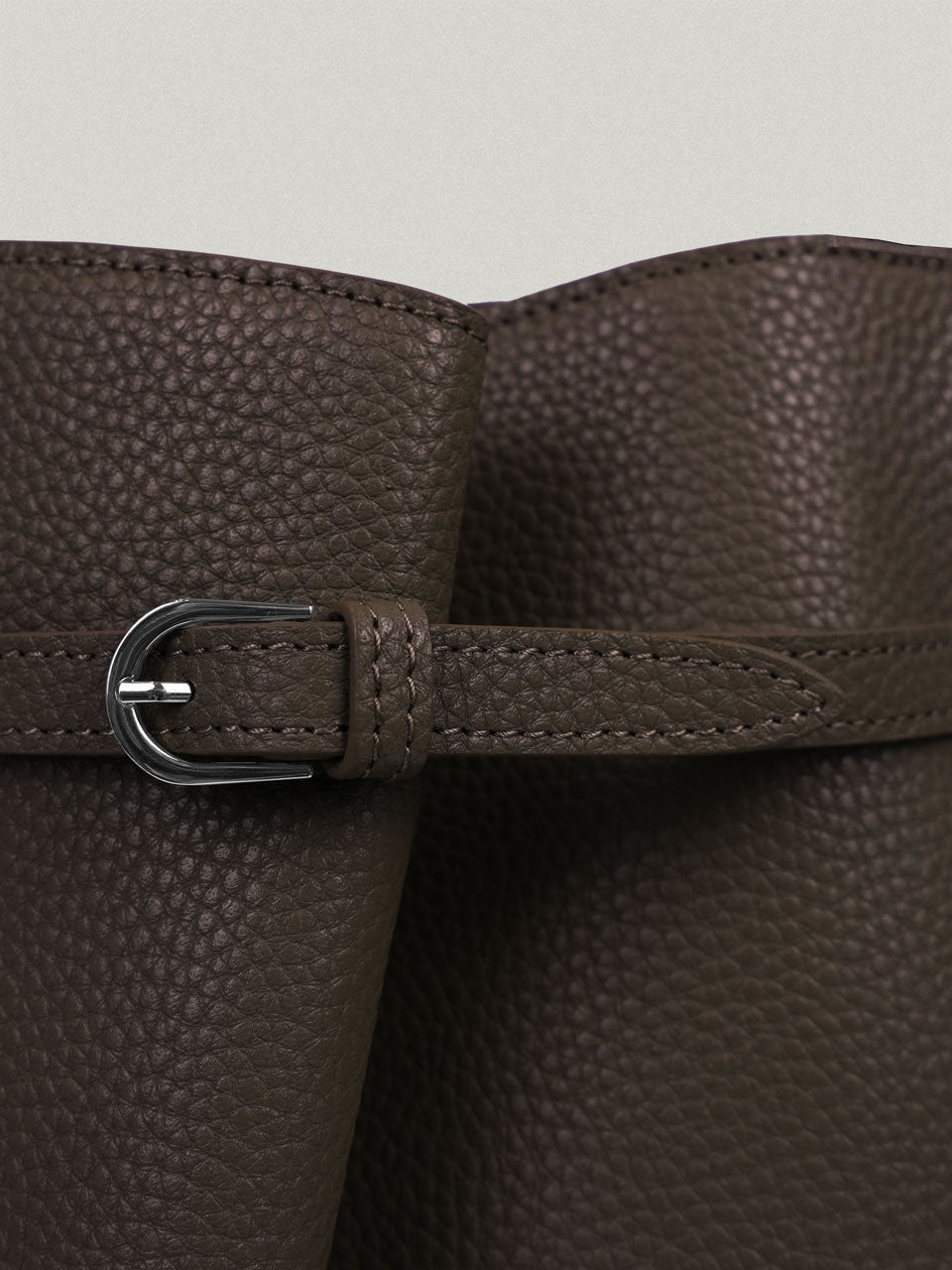 FOLNUA Onde Bag Brown - Plain