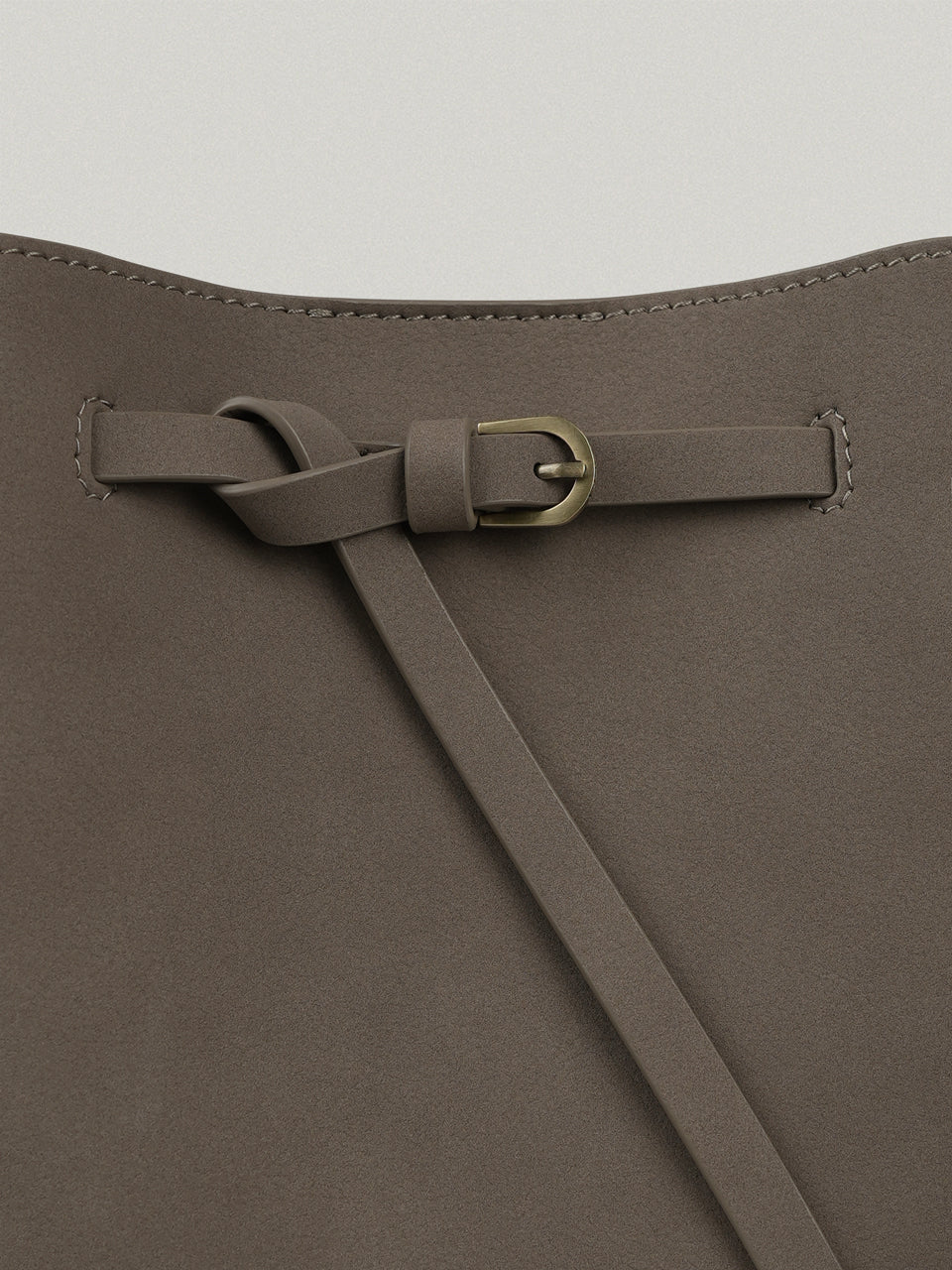 FOLNUA Mini Anthos Bag Taupe - Nubuck - snap detail