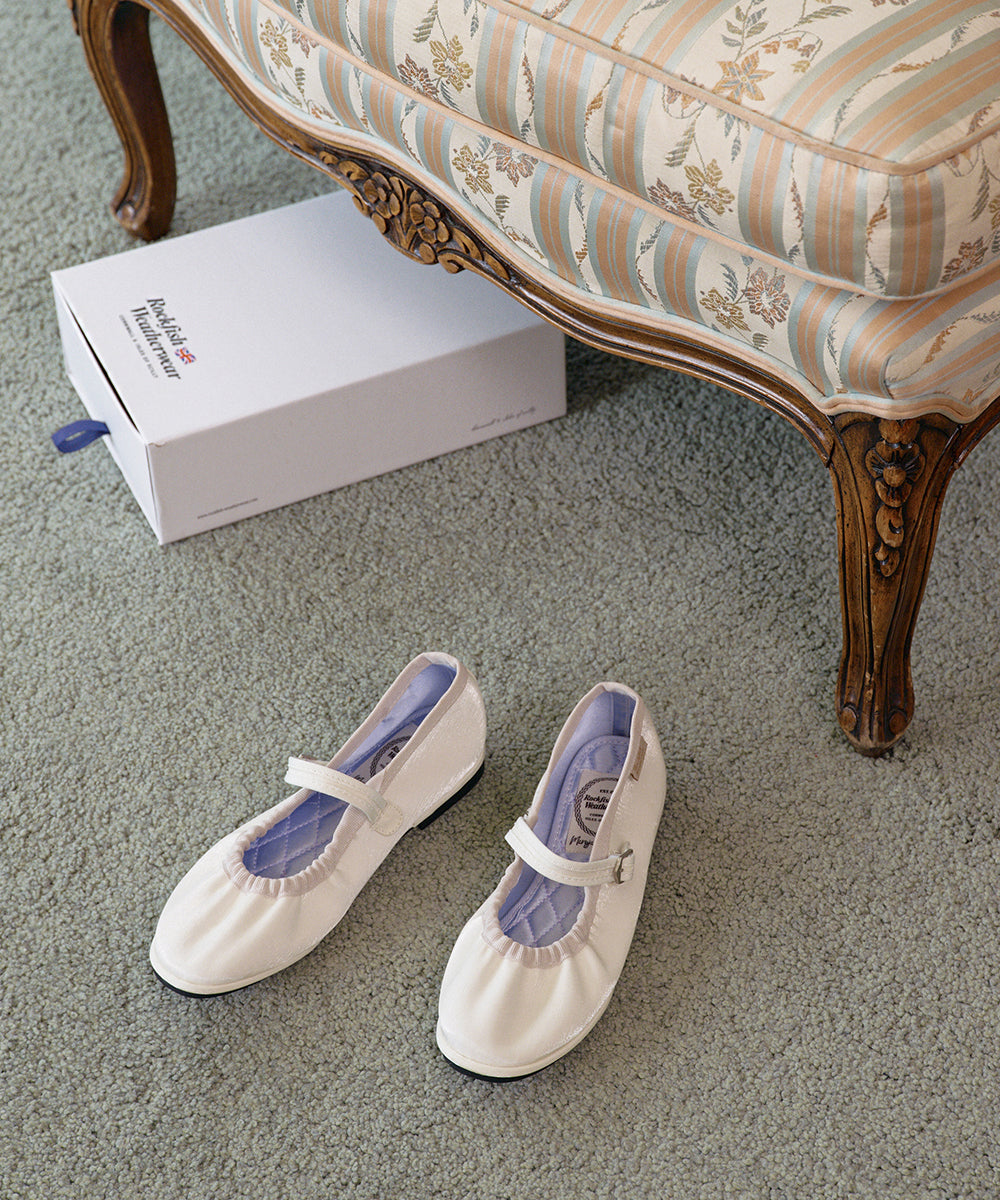 Rockfish Weatherwear Wisley Scrunch Maryjanes Butter with box