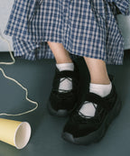 Rockfish Weatherwear BRYN VELCRO SNEAKERS V2 styled with white socks