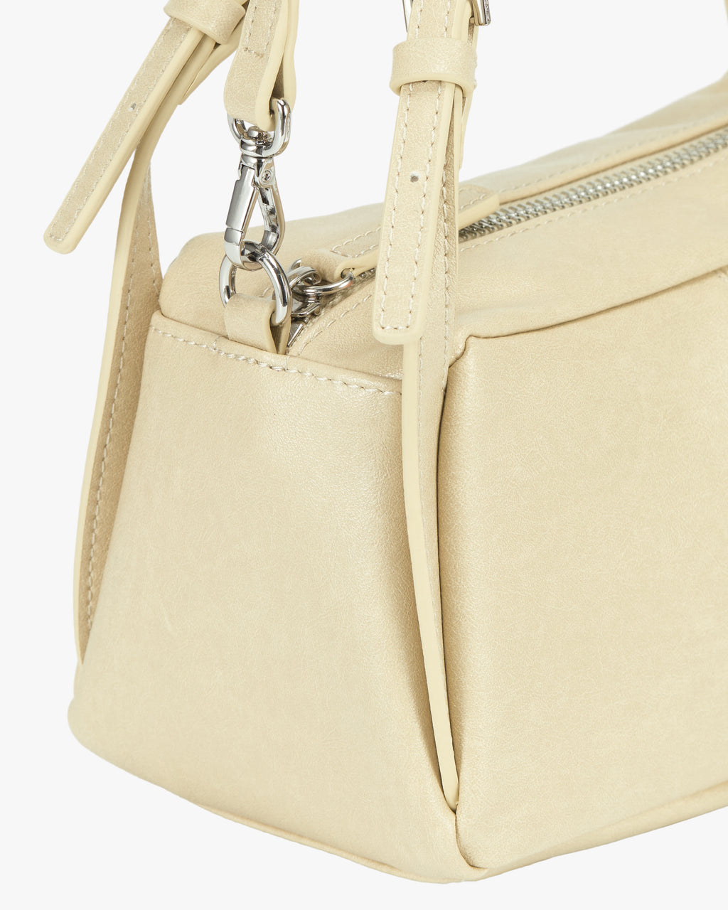 FINDKAPOOR Mono Bag 20