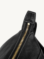 Songmont H Yore Bag Onyx - extended zip end with contrast stitching