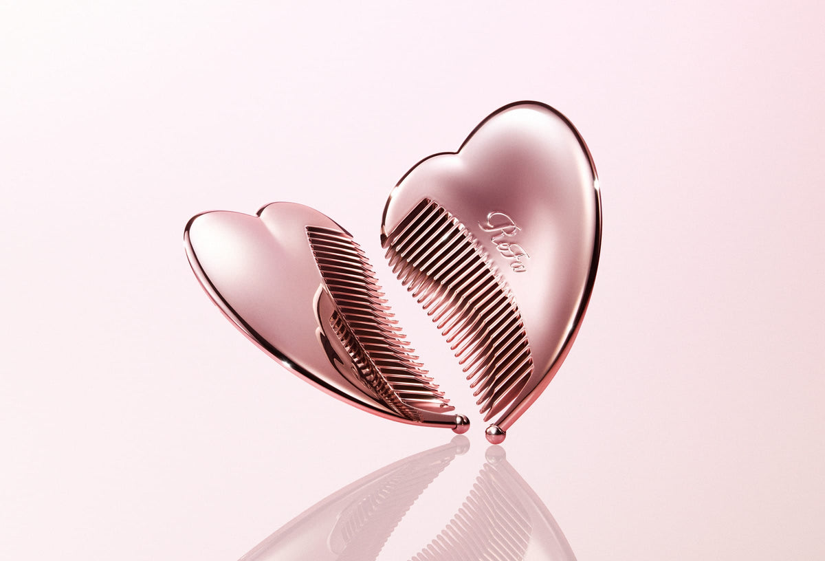 ReFa HEART NEW LOOK Rose Gold two combs on pink with reflection