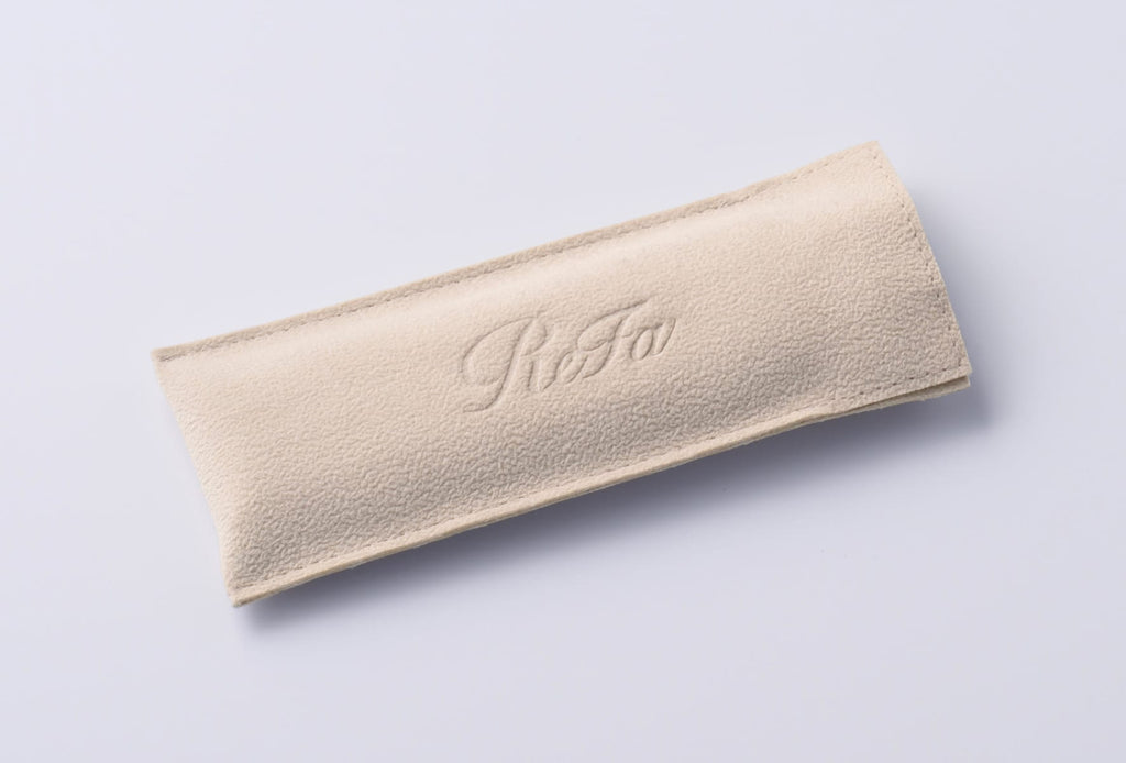 ReFa AIRA MIRROR COMB carry case