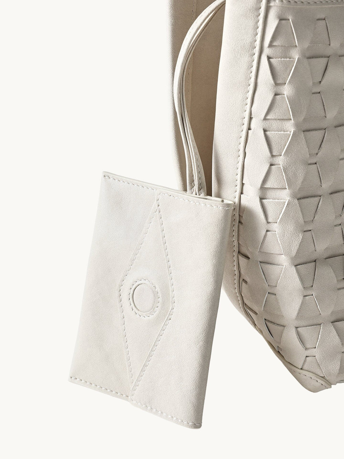 Songmont Lattice Bucket Bag Cloud - with card pouch