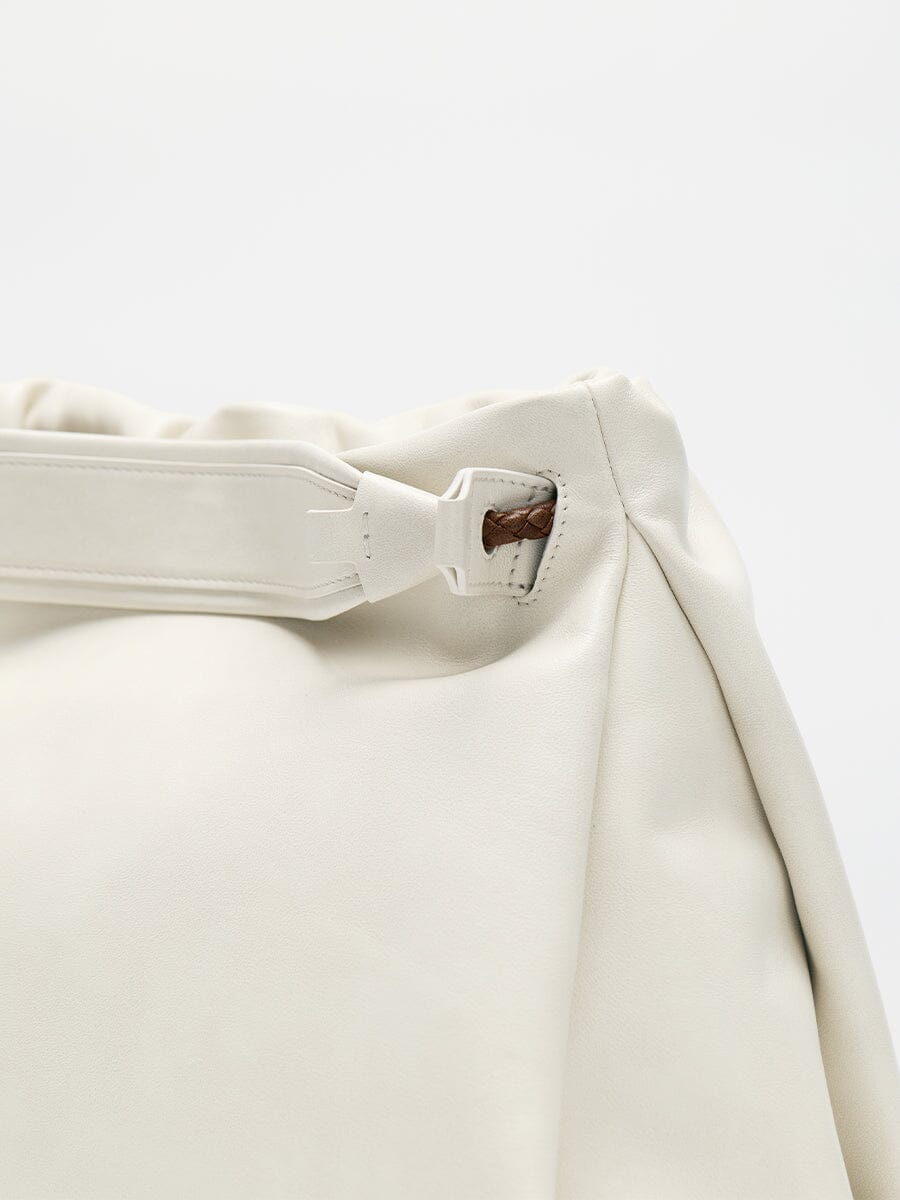 Songmont Medium Gather Bag - Cloud braided cord strap detail
