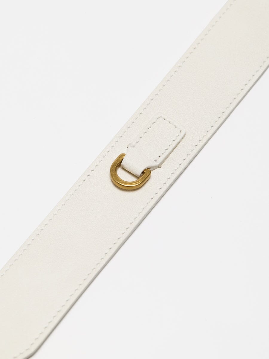 Songmont Medium Gather Bag - Cloud strap detail with gold D-ring hardware