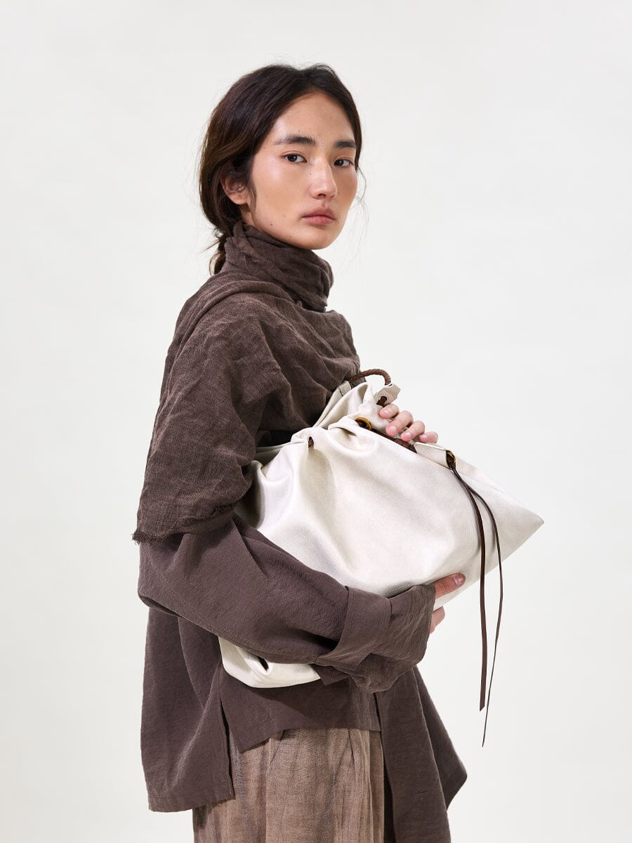 Songmont Medium Gather Bag - Cloud gathered design detail