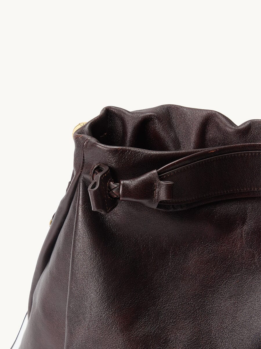 Songmont Medium Gather Bag - Ebony gathered opening and knot detail