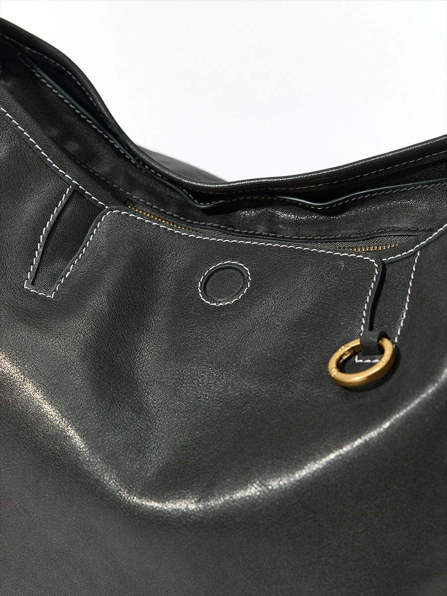Songmont Medium Yore Hobo Bag Onyx lifestyle shot