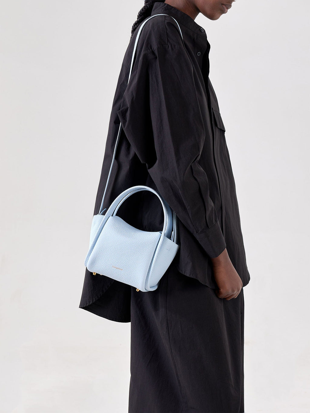 Songmont Mini Song Bag Sky - worn cross-body