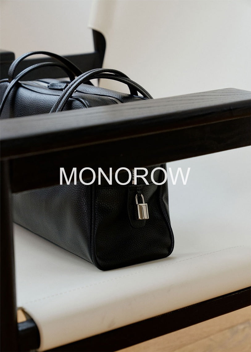 MONOROW Arc Bag - Black styled look 1
