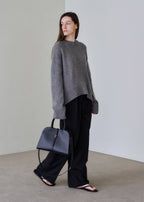 MONOROW Blanc Medium Bag - Black styled look 10