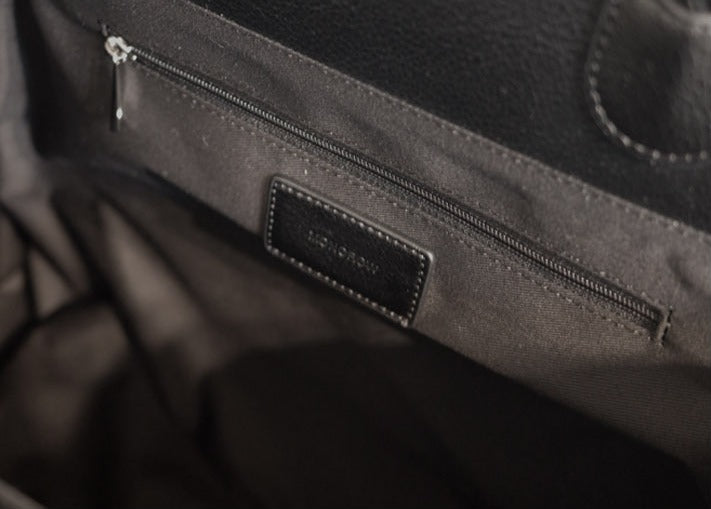 MONOROW Blanc Medium Bag - Black interior pocket detail