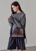 MONOROW Blanc Medium Bag - Burgundy Brown styled look 2