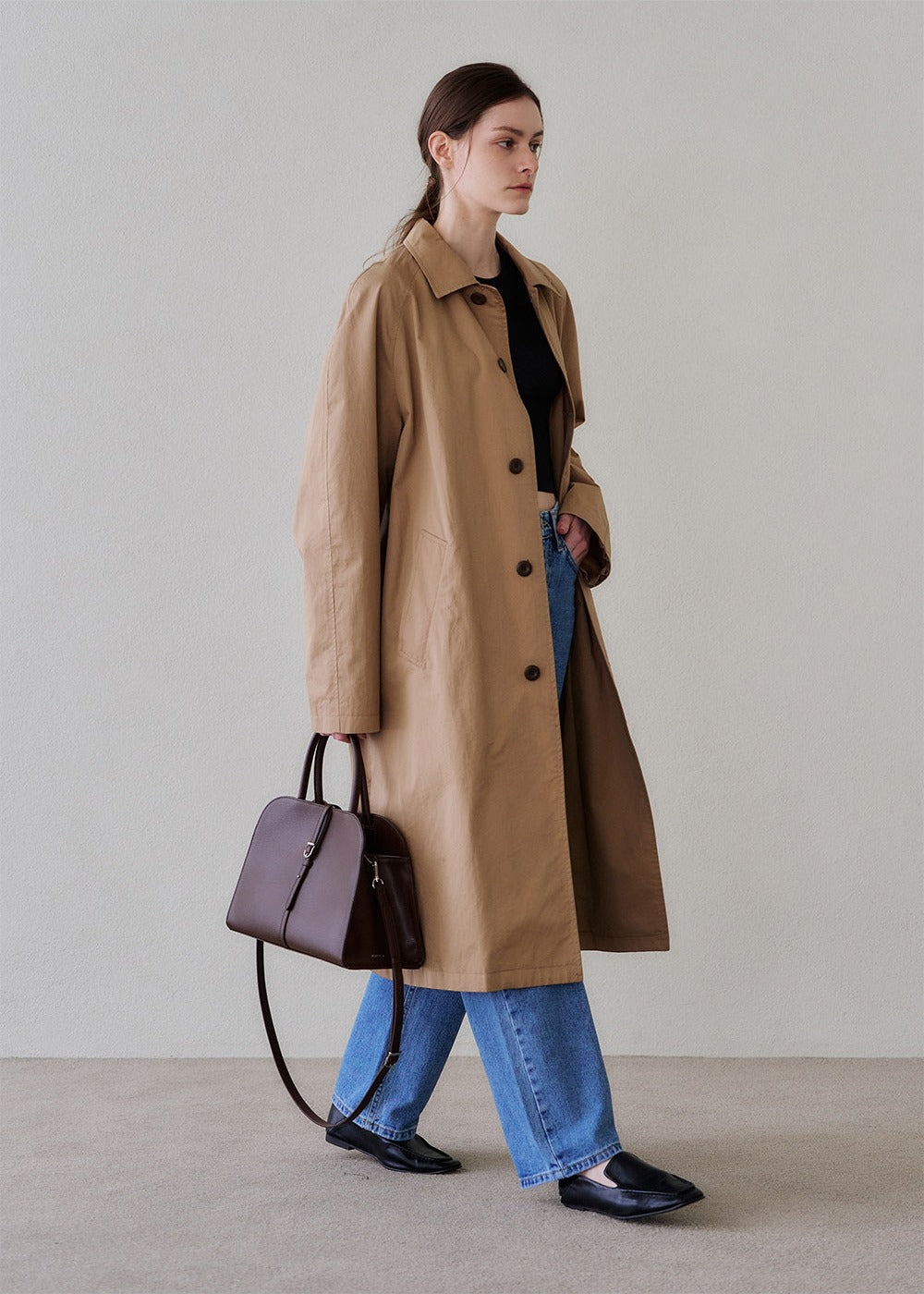 MONOROW Blanc Medium Bag - Burgundy Brown styled look 7