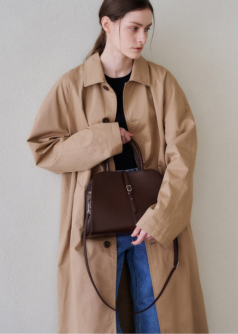 MONOROW Blanc Medium Bag - Burgundy Brown styled look 8