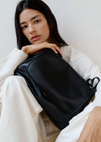 MONOROW Jude Bag - Black styled look 2