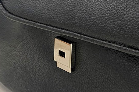 MONOROW Jude Bag - Black clasp detail