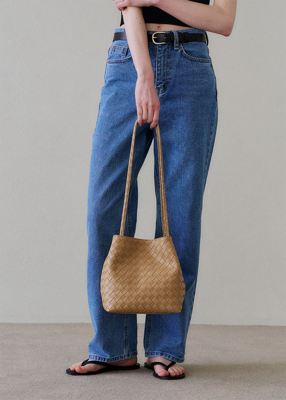 MONOROW Juri Bag - Beige styled look 8
