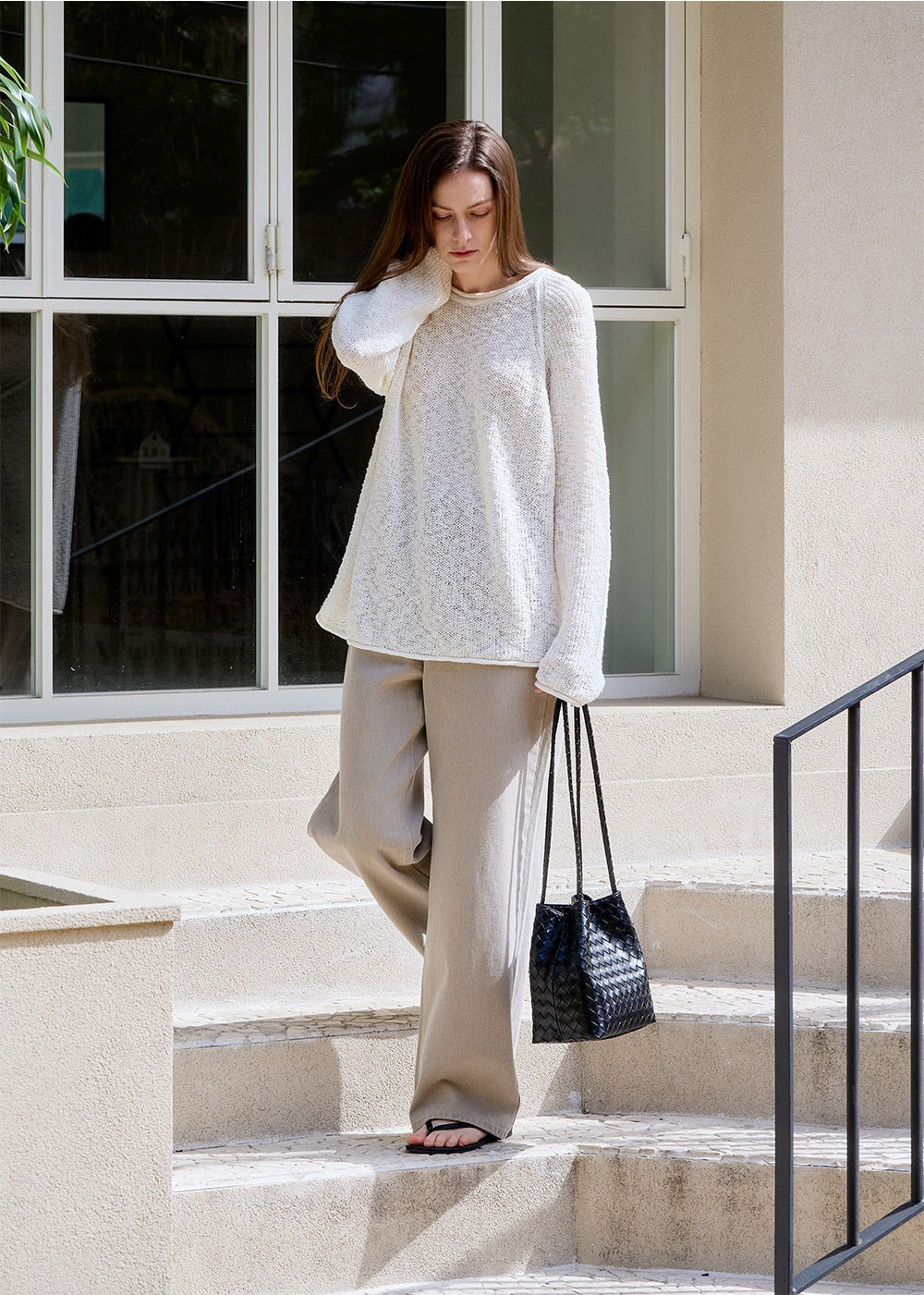 MONOROW Juri Bag - Black styled look 15
