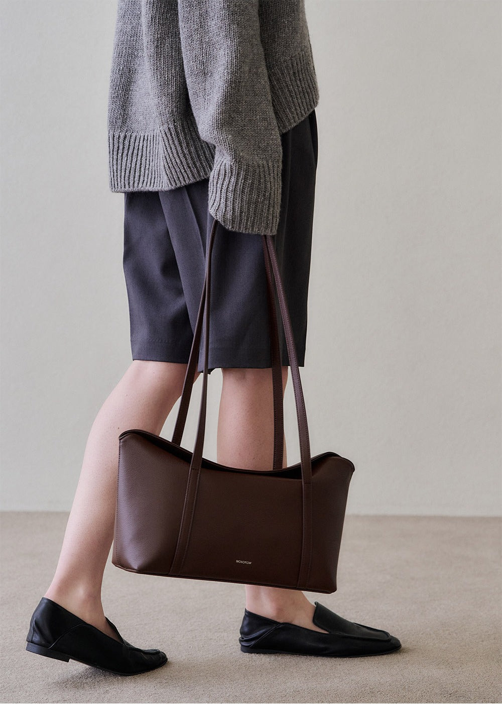 MONOROW Sara Bag - Burgundy Brown styled look 9