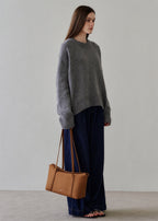 MONOROW Sara Bag - Suede Camel styled look 6